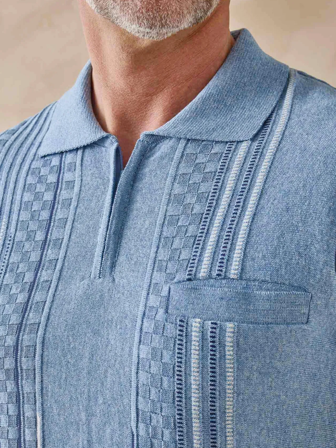 Pull polo zippé manches courtes