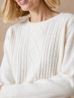 Pull torsadé encolure ronde