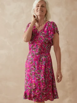 Robe à volants, manches courtes