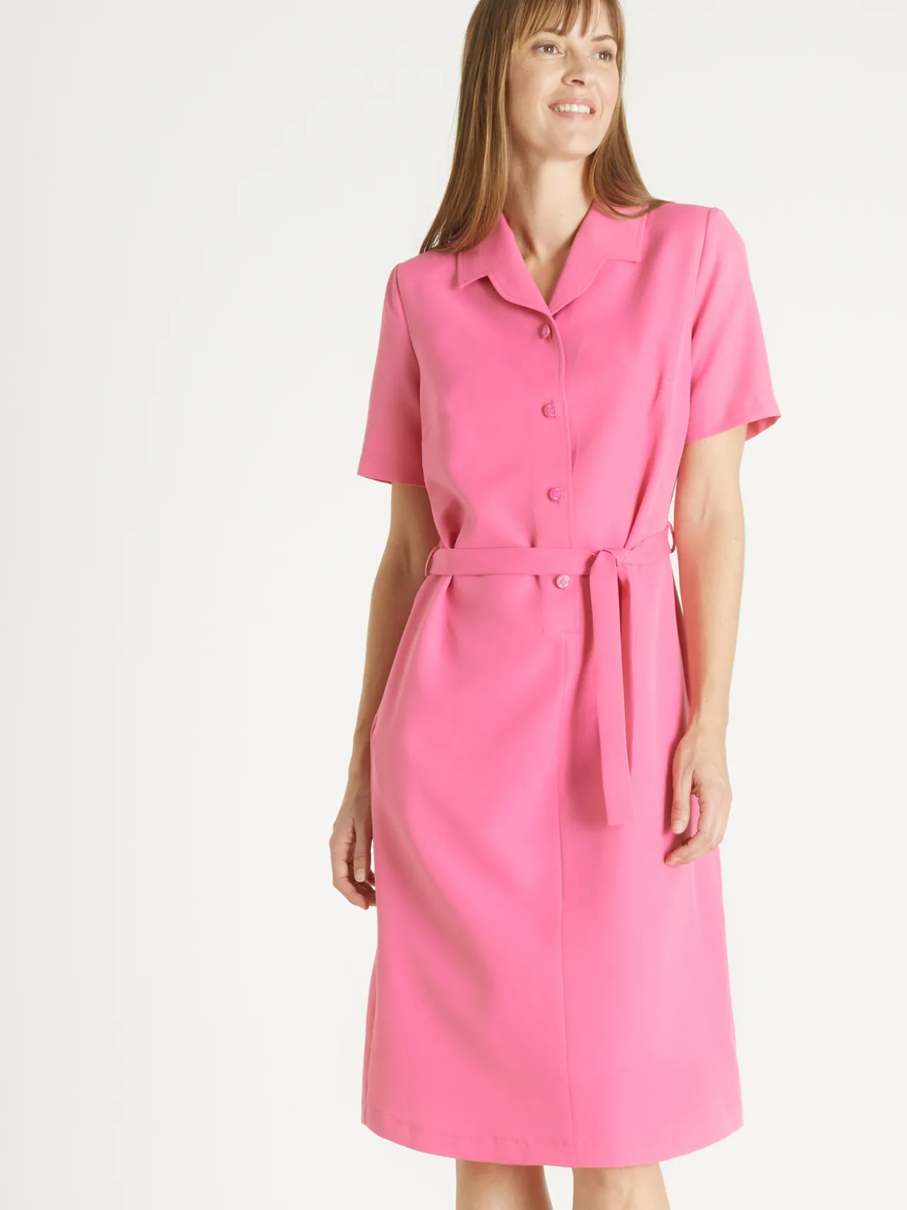 Robe classique col tailleur