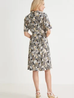 Robe col tailleur manches courtes