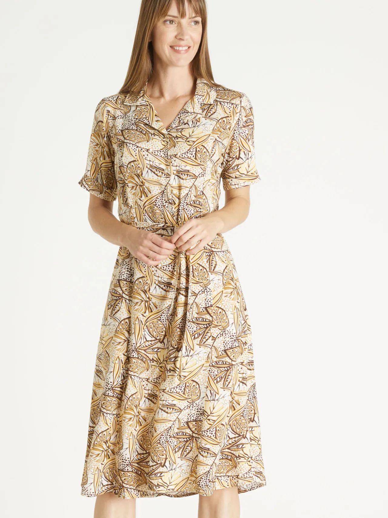 Robe col tailleur manches courtes