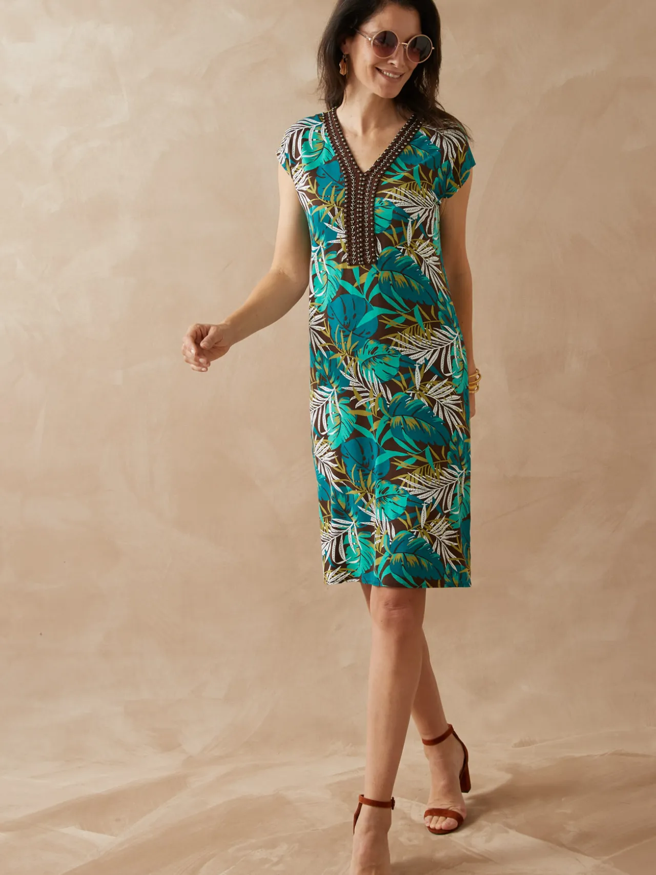 Robe en maille avec perles fantaisie