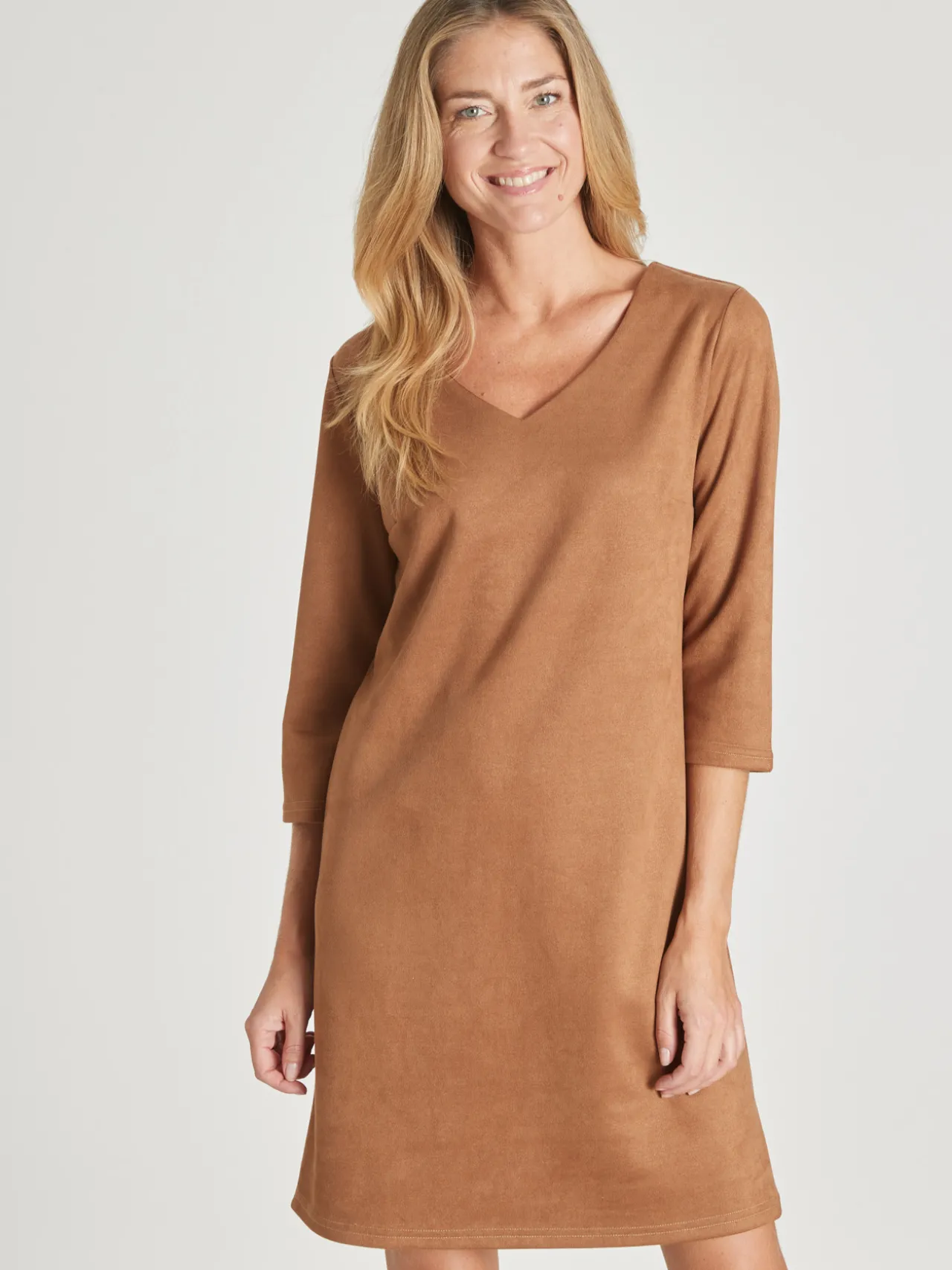 Robe en maille suédine