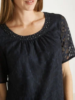 Robe housse cérémonie effet dentelle