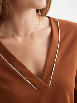 Robe housse en maille fluide