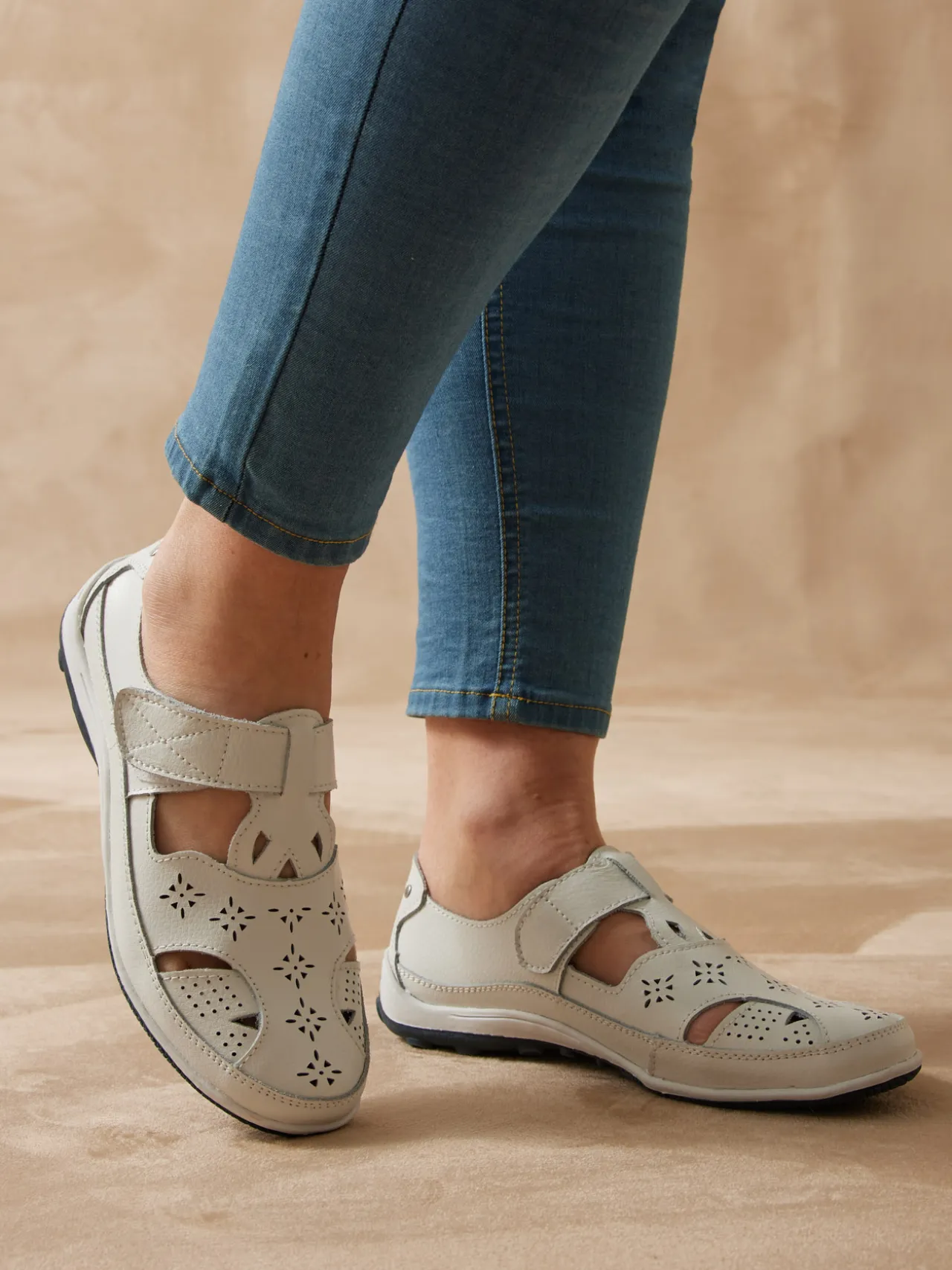 Salomés ajourés à scratch