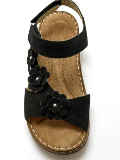 Sandales avec scratchs à la cheville