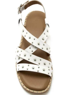 Sandales cuir détails cloutés