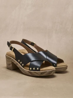 Sandales cuir détails clous