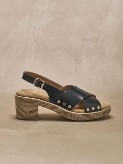 Sandales cuir détails clous