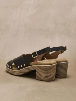 Sandales cuir détails clous