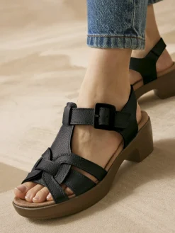 Sandales hautes scratch boucle fantaisie