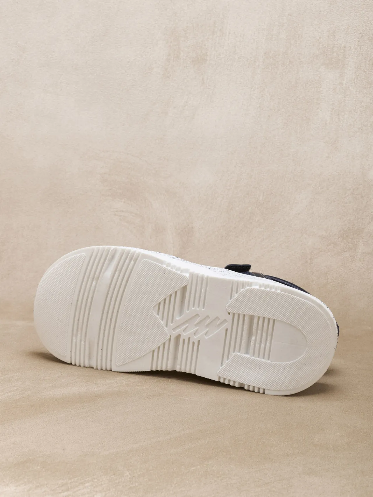 Sandales ouverture totale par scratchs