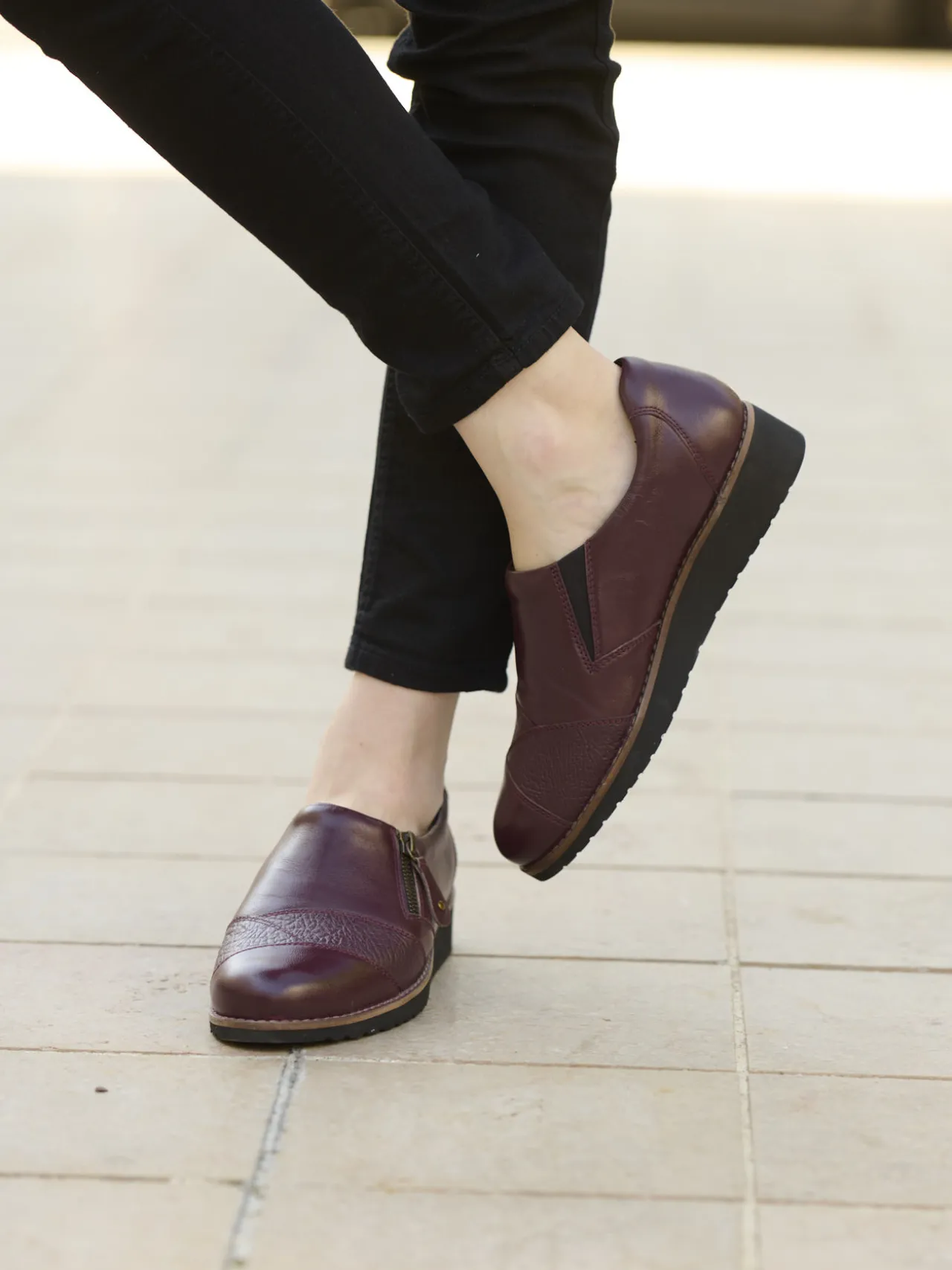 Sans-gêne cuir zippés et élastiqués