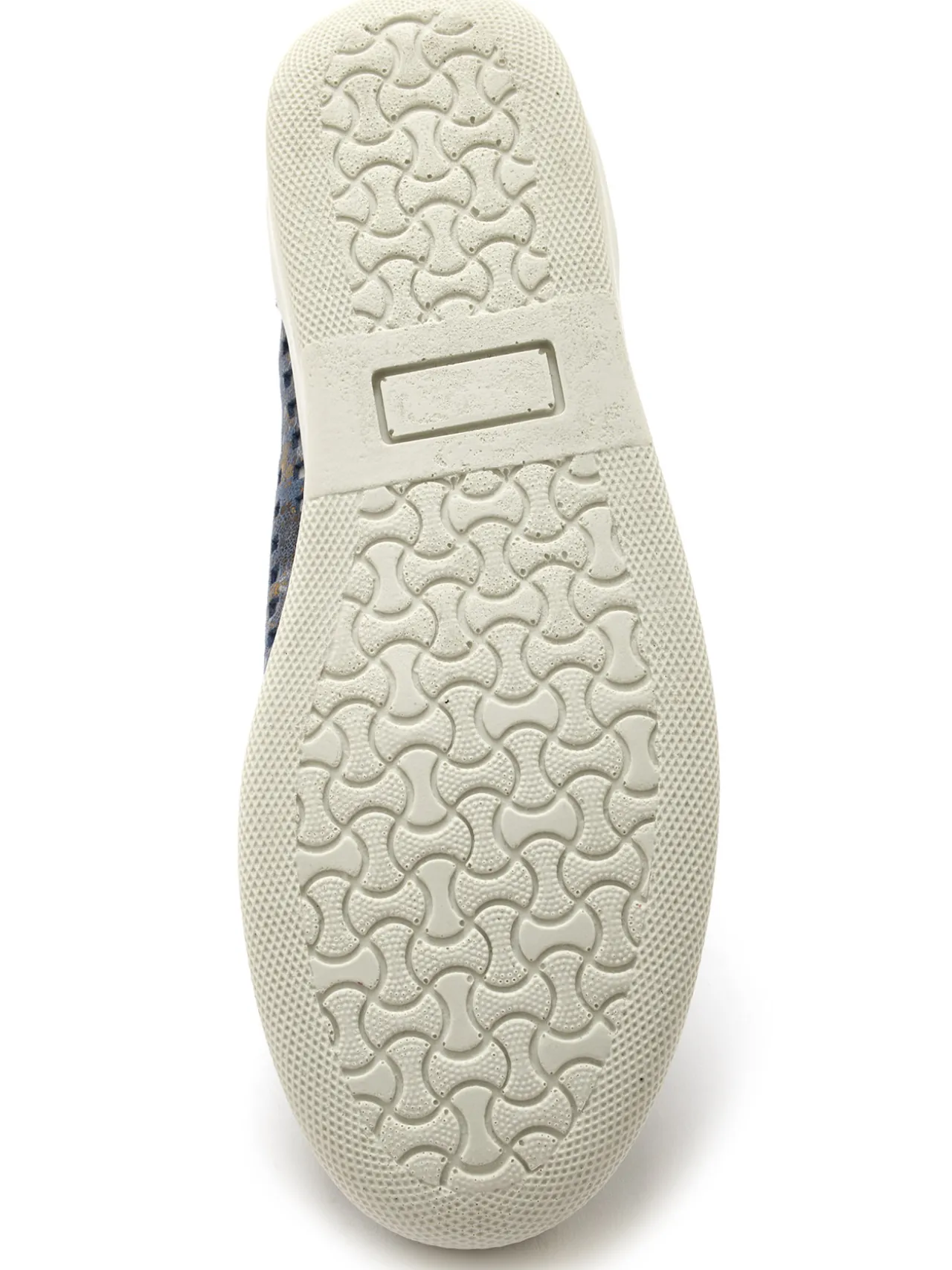 Sans-gêne en cuir perforés