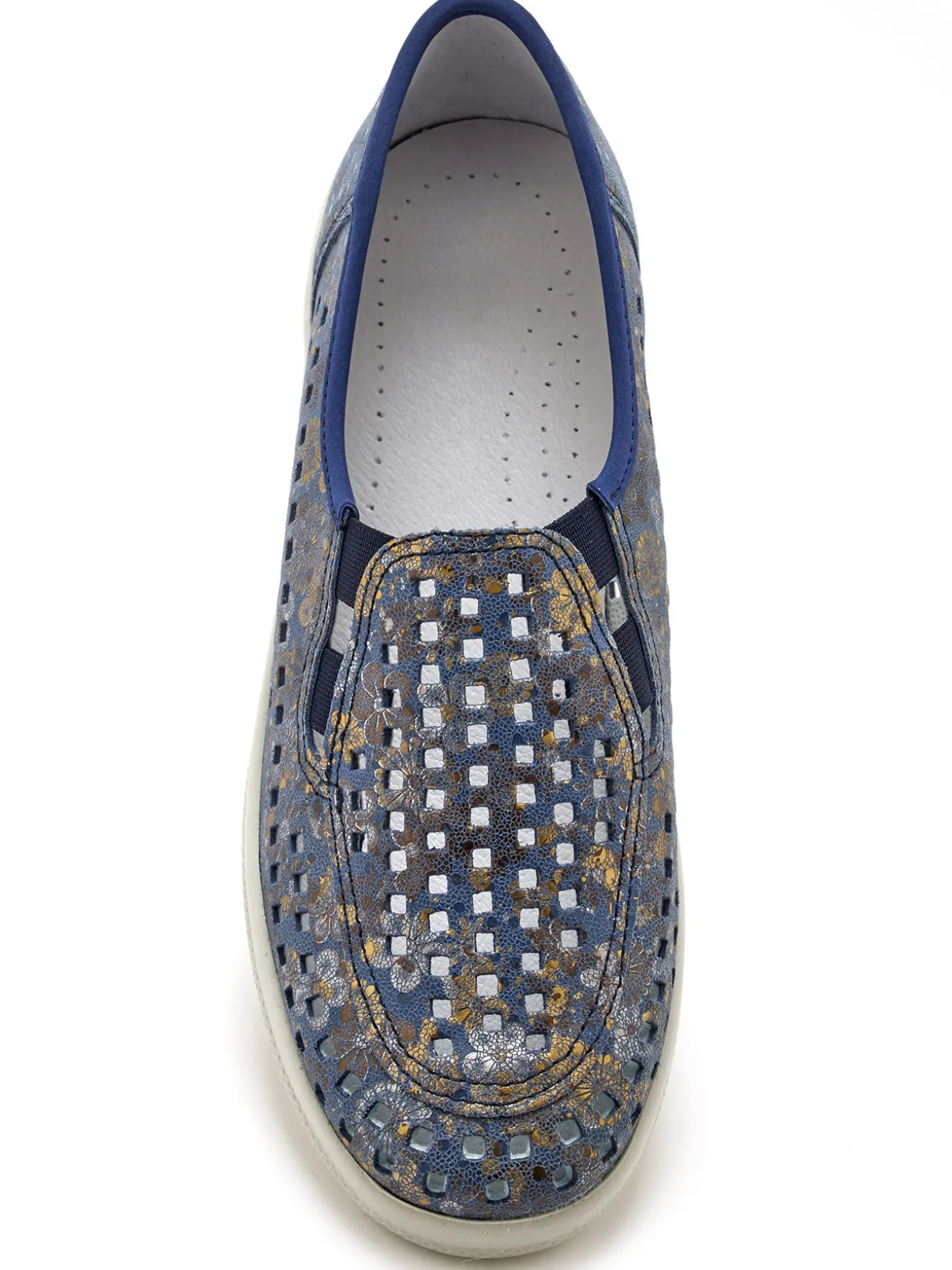 Sans-gêne en cuir perforés