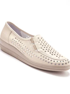 Sans-gêne en cuir perforés