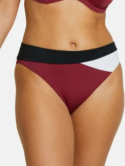 Slip de bain échancré Beyond The Beach