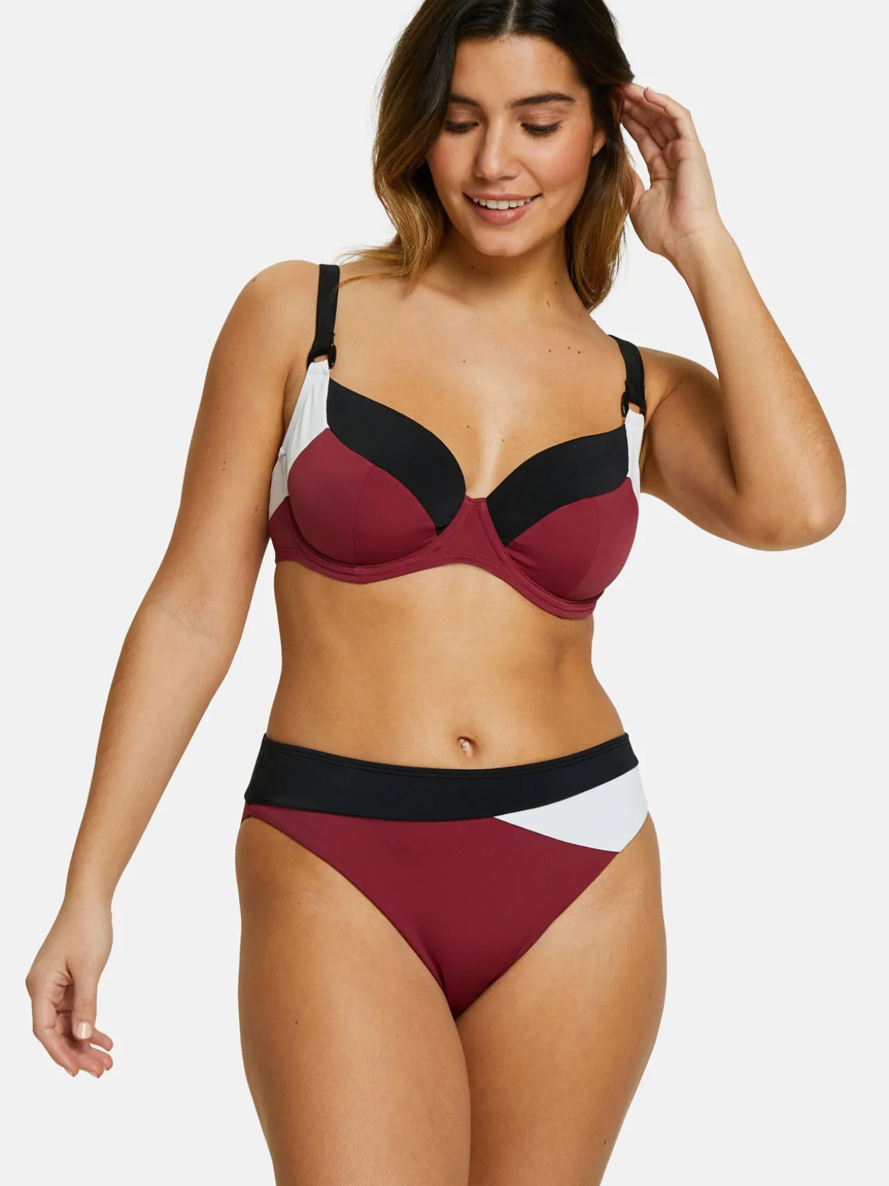 Slip de bain échancré Beyond The Beach