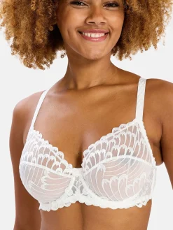 Soutien-gorge à armatures brodé Narcisse