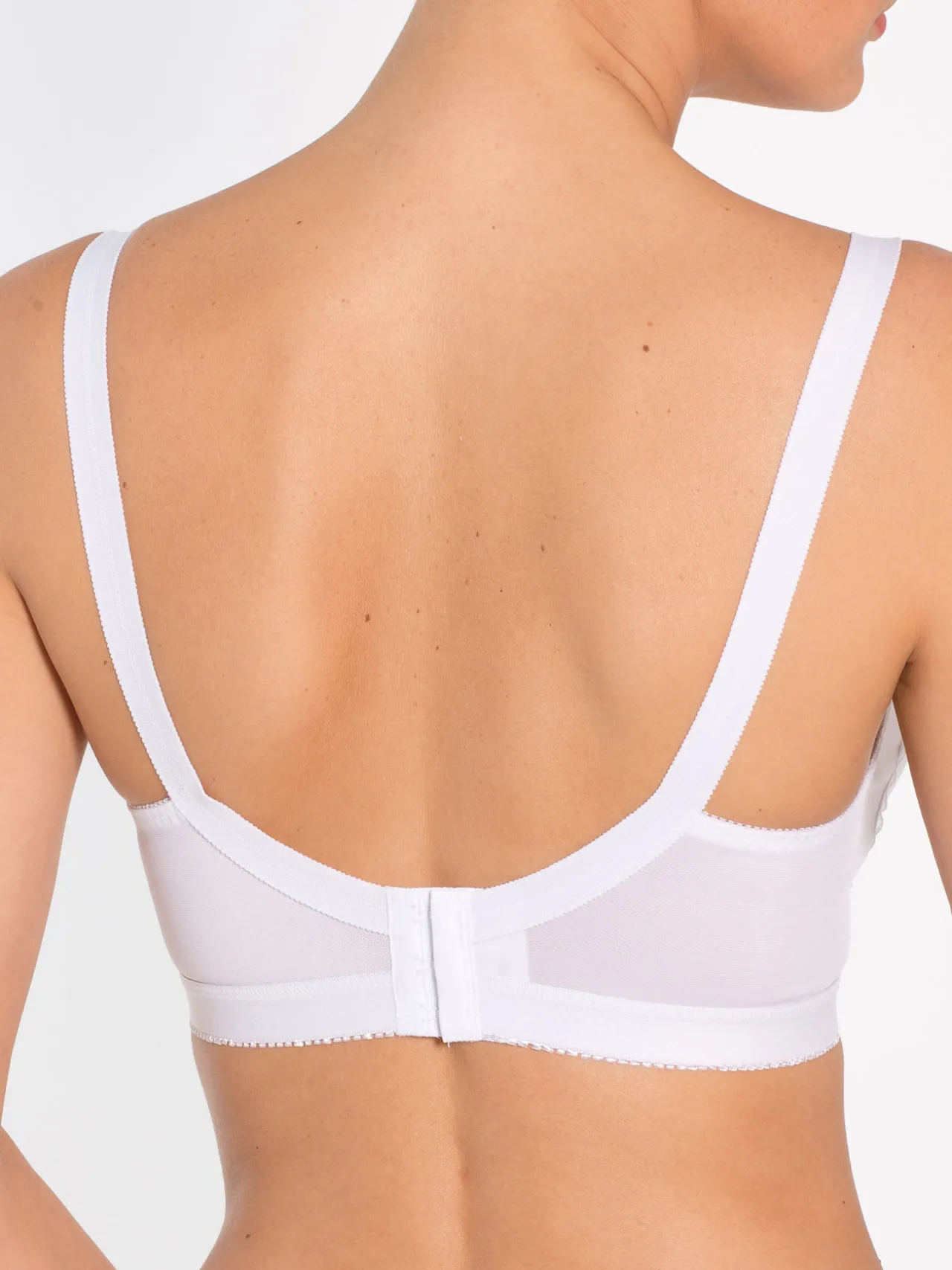 Soutien-gorge à basque sans armatures
