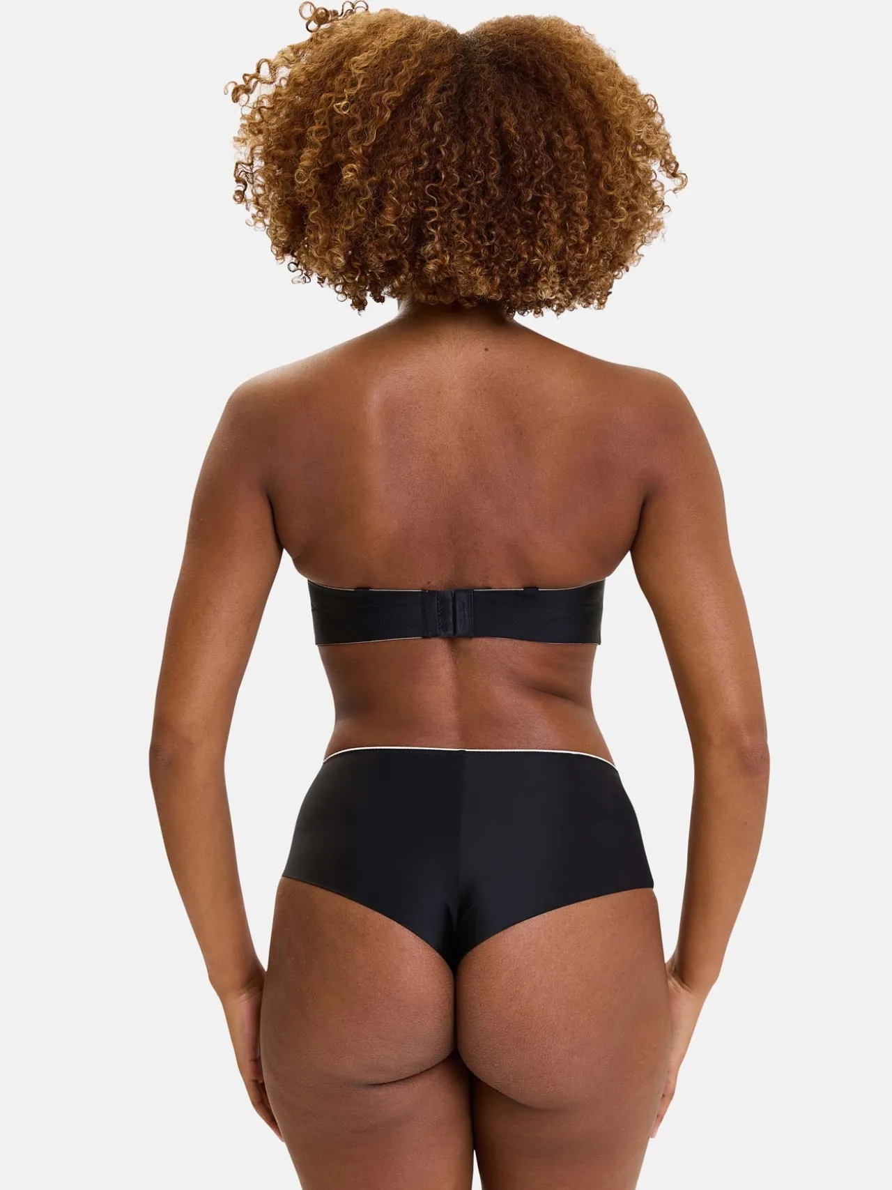 Soutien-gorge bandeau à armatures Unseen