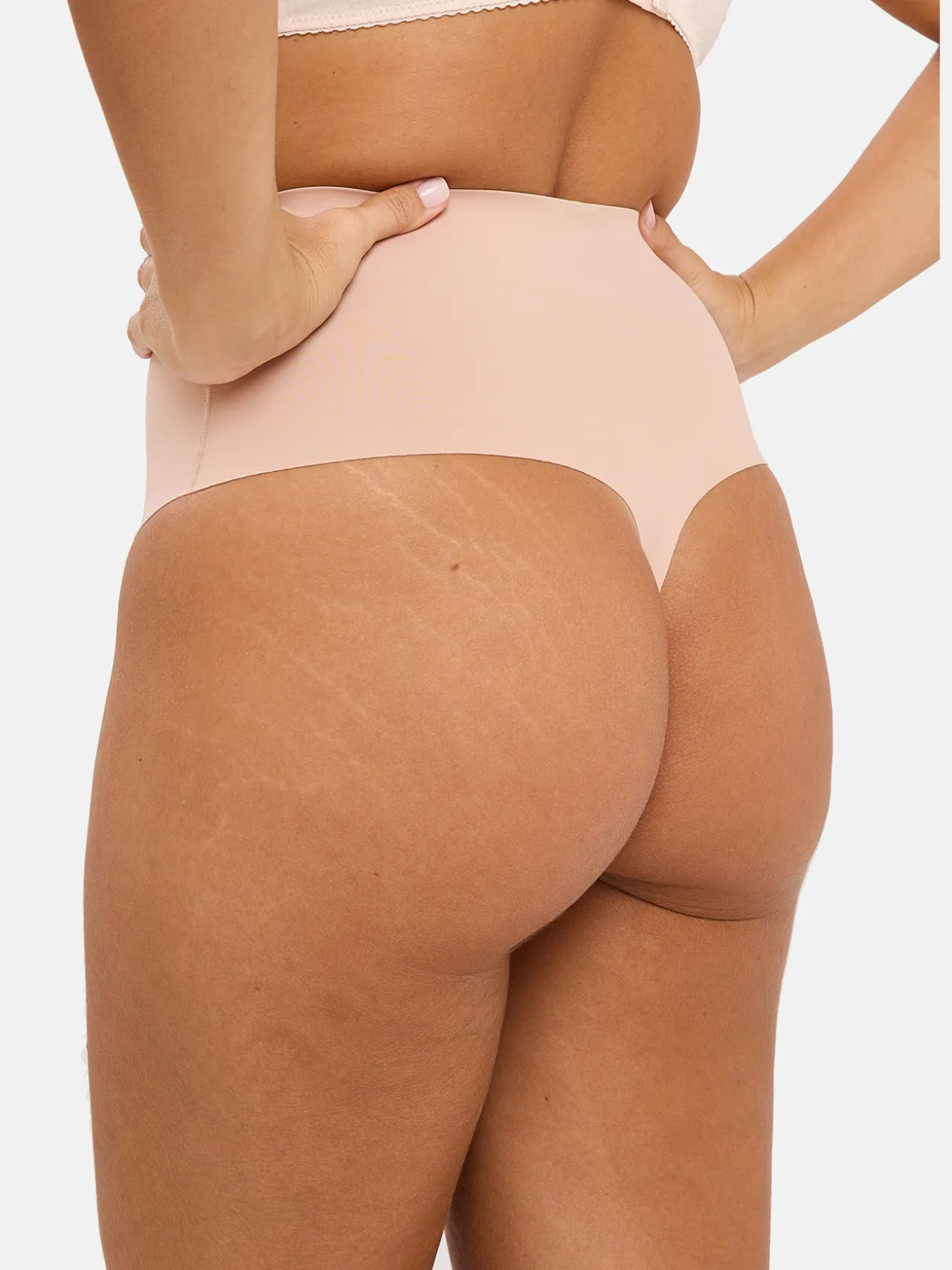 String sculptant invisible Perfect Touch