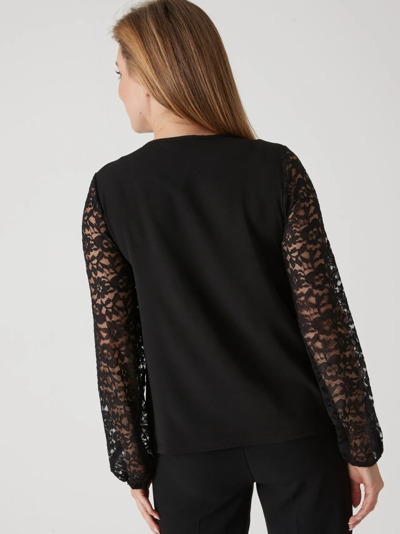 Tee-shirt avec dentelle