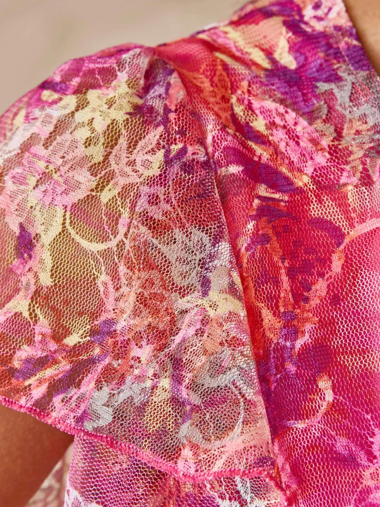 Tee-shirt en dentelle