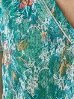 Tee-shirt en dentelle