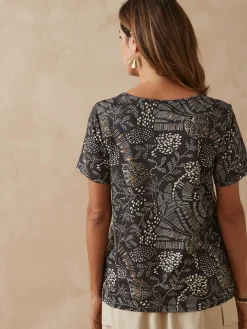 Tee-shirt encolure fantaisie