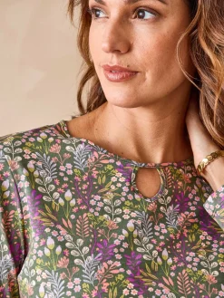 Tee-shirt encolure fantaisie