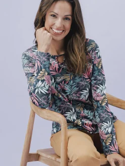 Tee-shirt encolure fantaisie