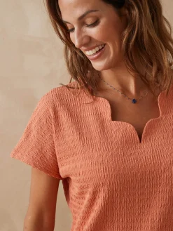 Tee-shirt encolure fantaisie