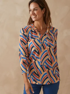 Tee-shirt maille gaufrée col volanté