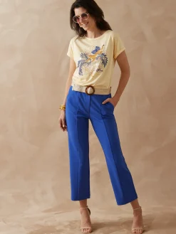 Tee-shirt motif placé