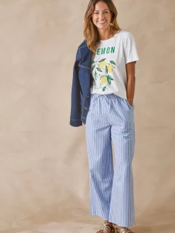 Tee-shirt motif placé