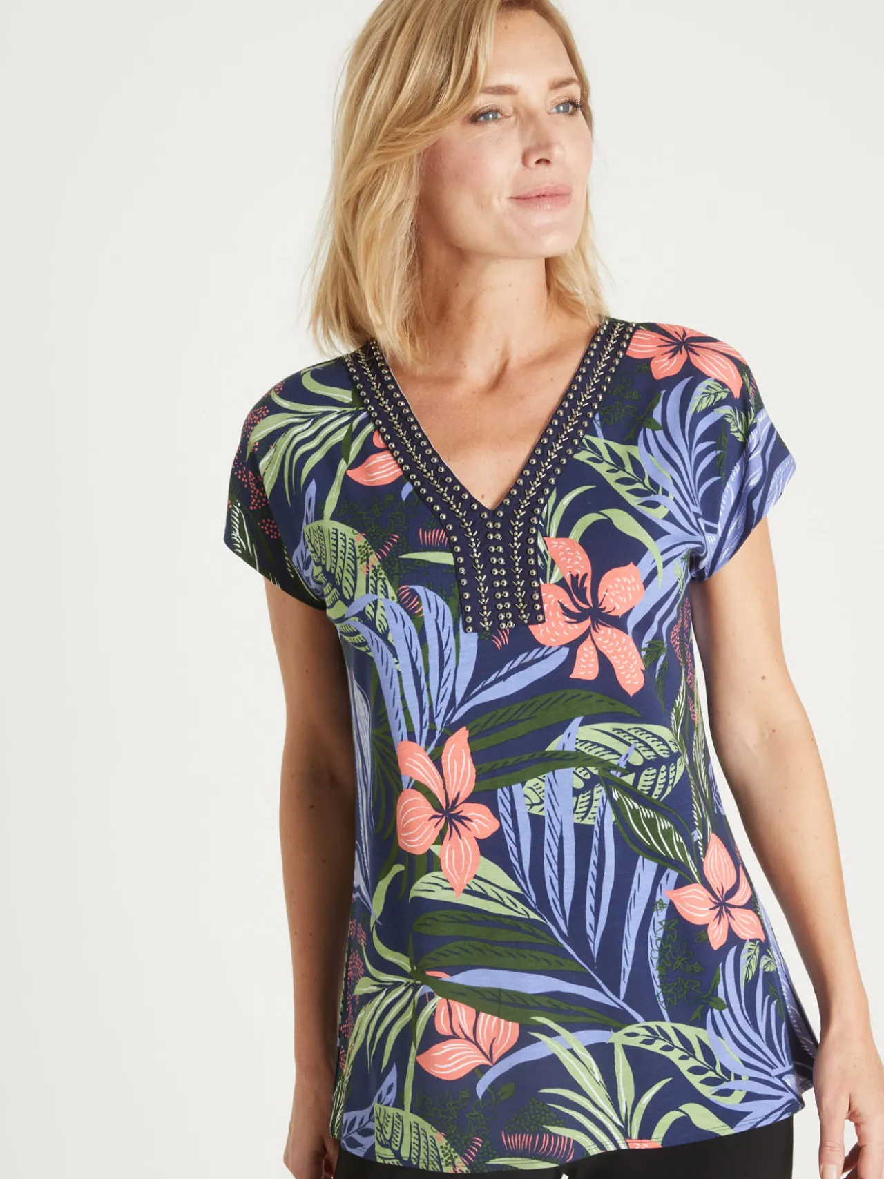 Tee-shirt perles fantaisie maille fluide