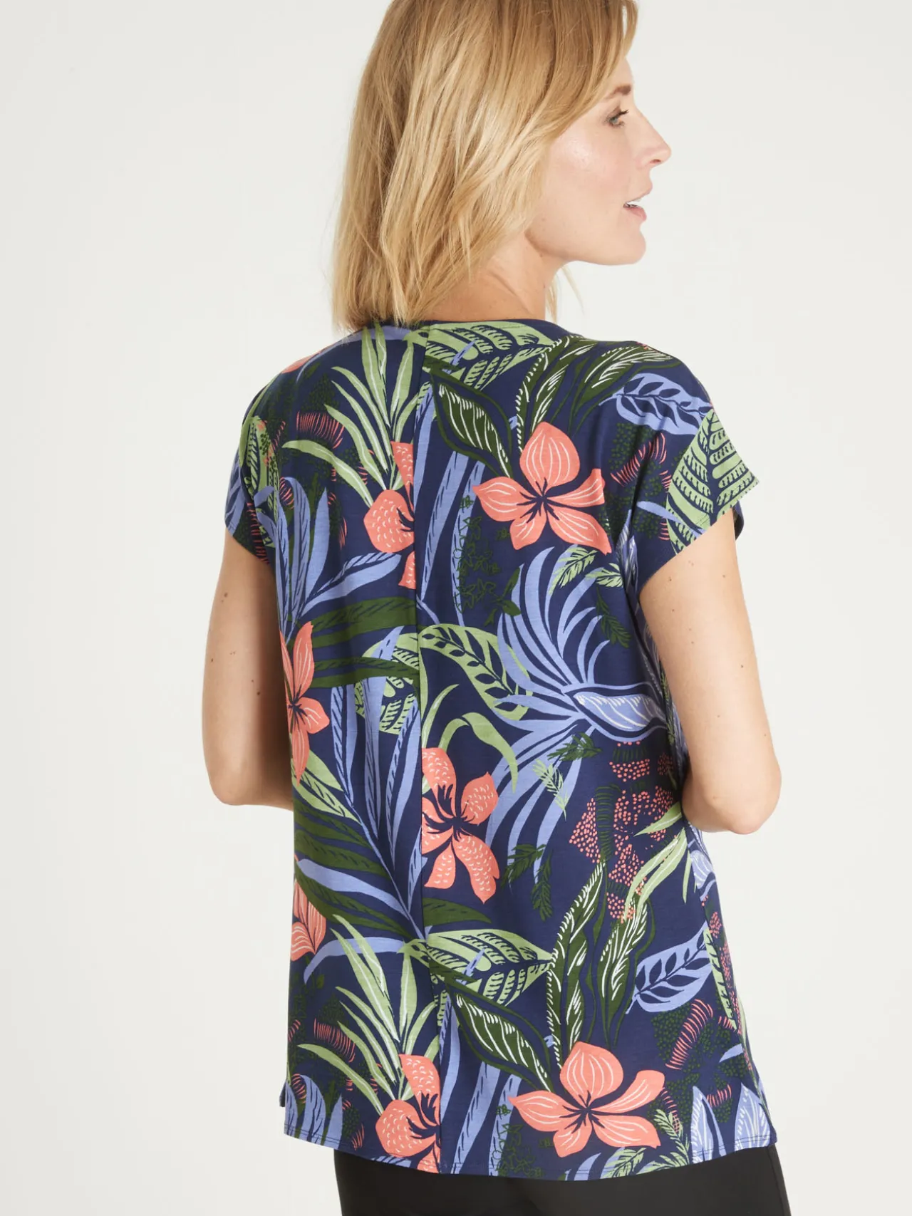 Tee-shirt perles fantaisie maille fluide