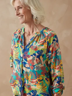 Tunique longue entièrement boutonnée